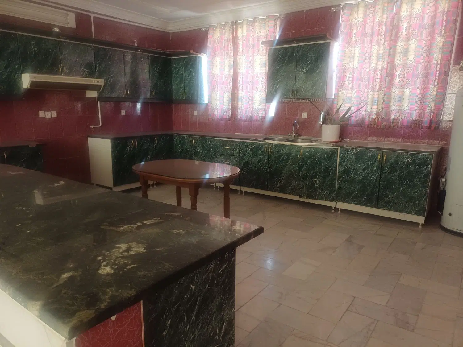 اجاره طبقه بالا