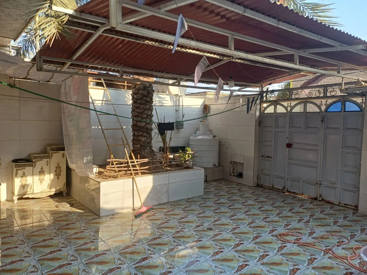 خانه در کانتکس