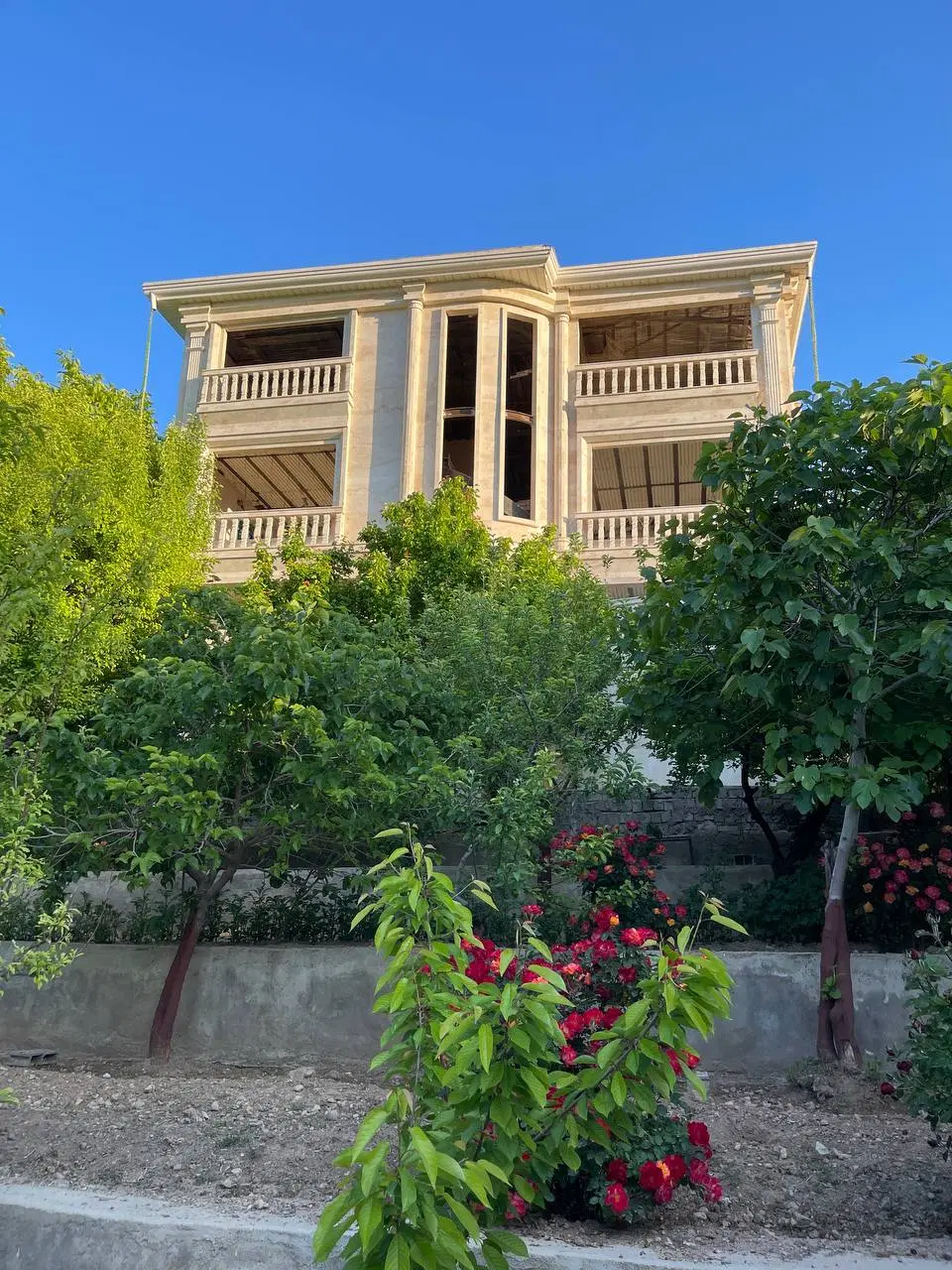 ویلا سوبلکس مهر آباد