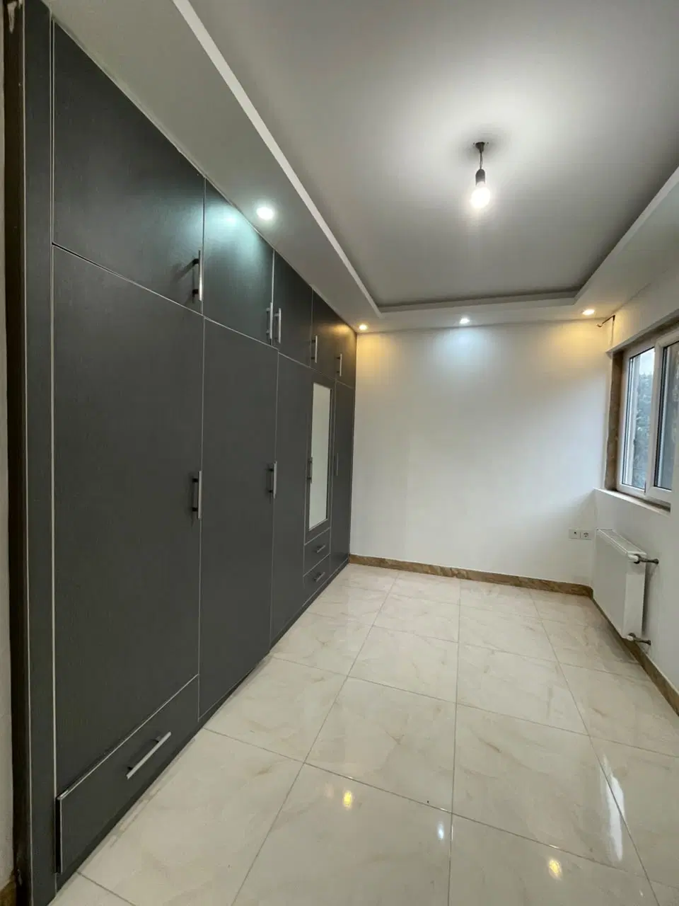 اجاره آپارتمان ۱۰۶ متری  تک واحدی خیابان رازی