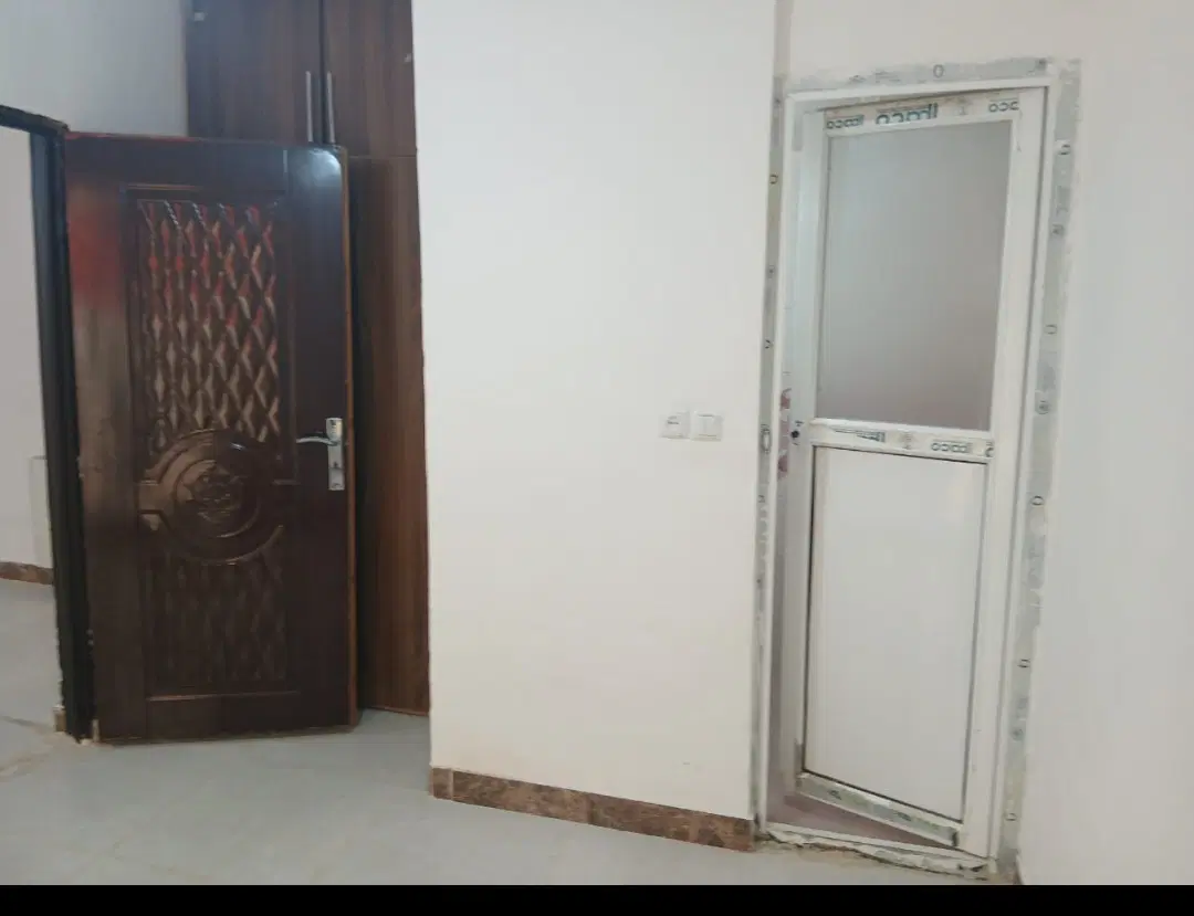سوئیت۵۵ متری با ۴۰ متر حیاط خلوت موتور رو