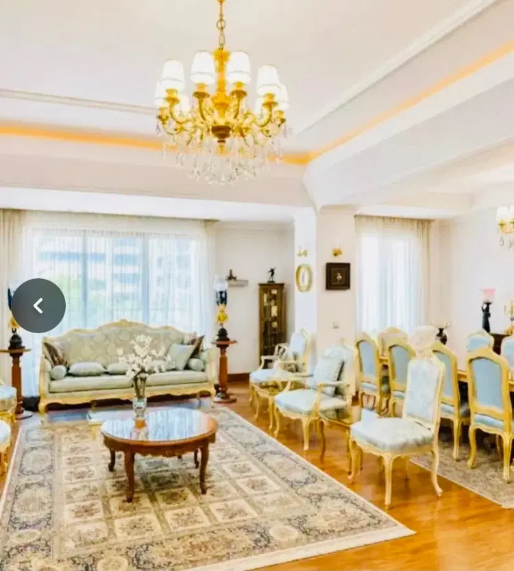 ویلایی ۱۰۰۰ متر  تاپ لوکیشن منطقه غدیر شریف