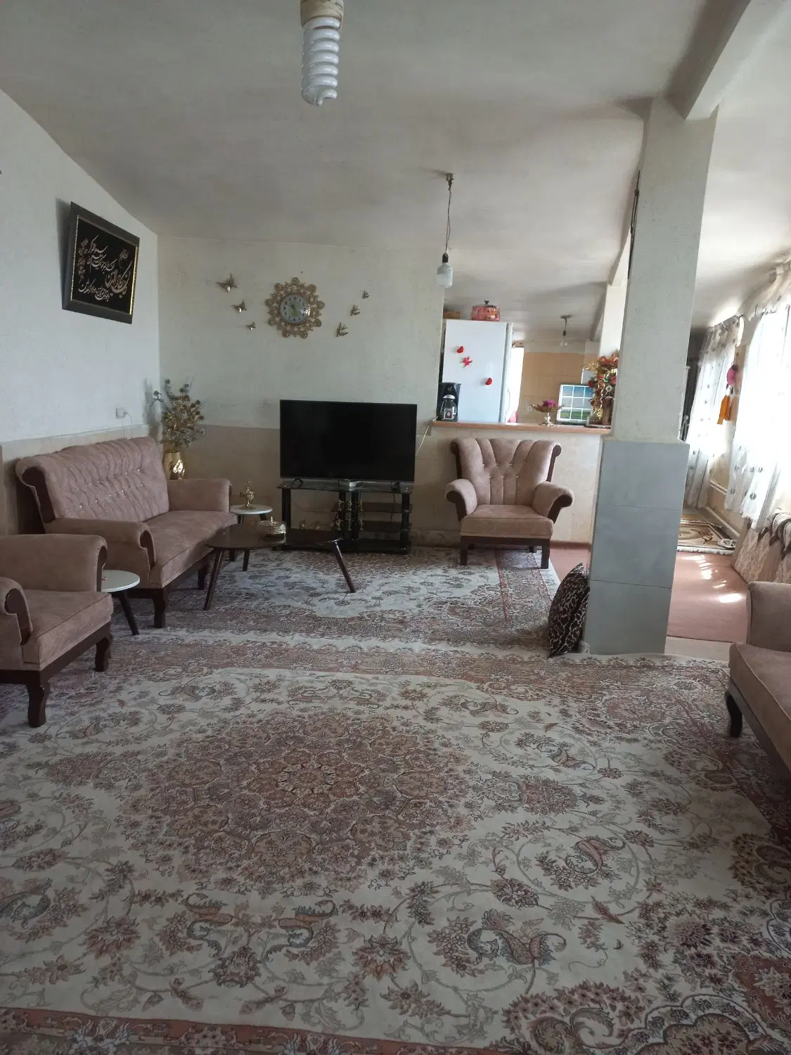 اجاره خانه ۹۰متری روبروی بیمارستان تامین اجتماعی