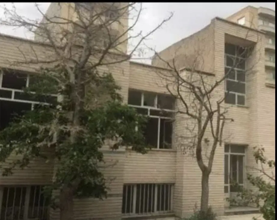 200متر ویلایی _10متر بر_شمالی_دور شهر