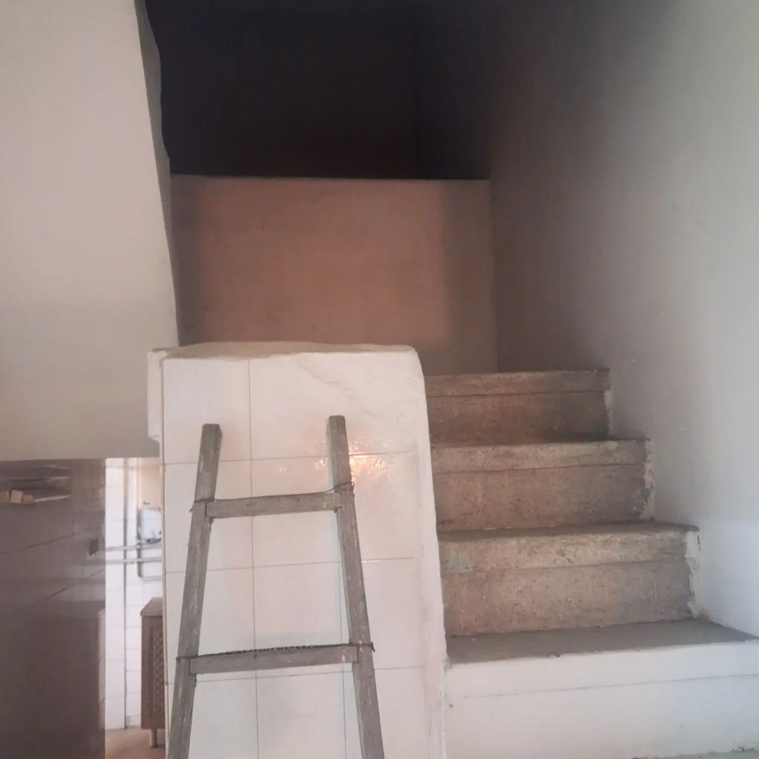 رهن کامل۱۲۰متری یک طبقه خانی ابادنو شمال سرکوچه