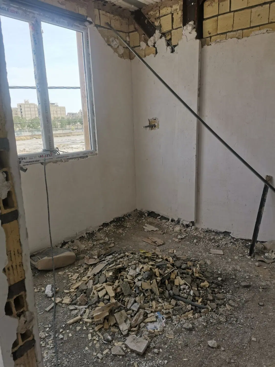 زمین فروش فوری 120متری جنوبی خیابان موسی بن الجعفر