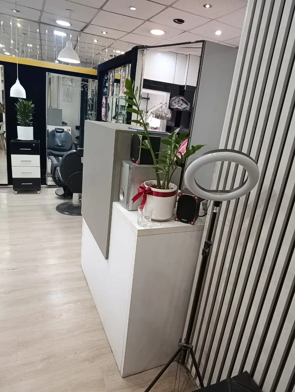 واگذاری سالن زیبایی زنانه