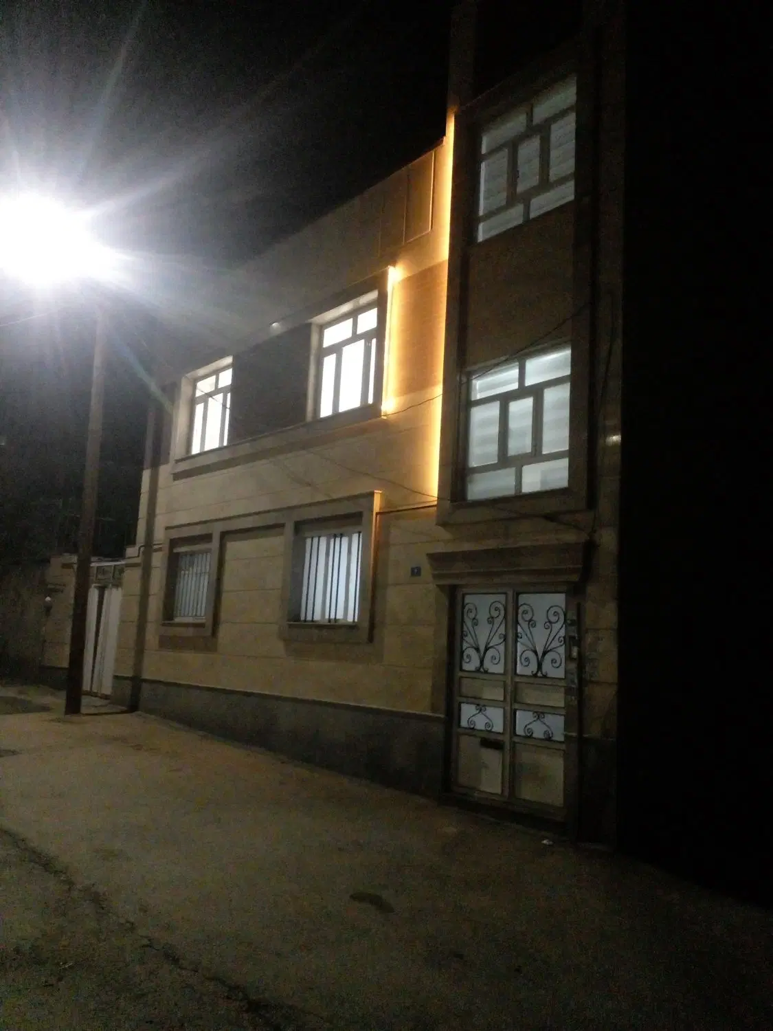 فروش خانه ۲_۵  طبقه درجه یک