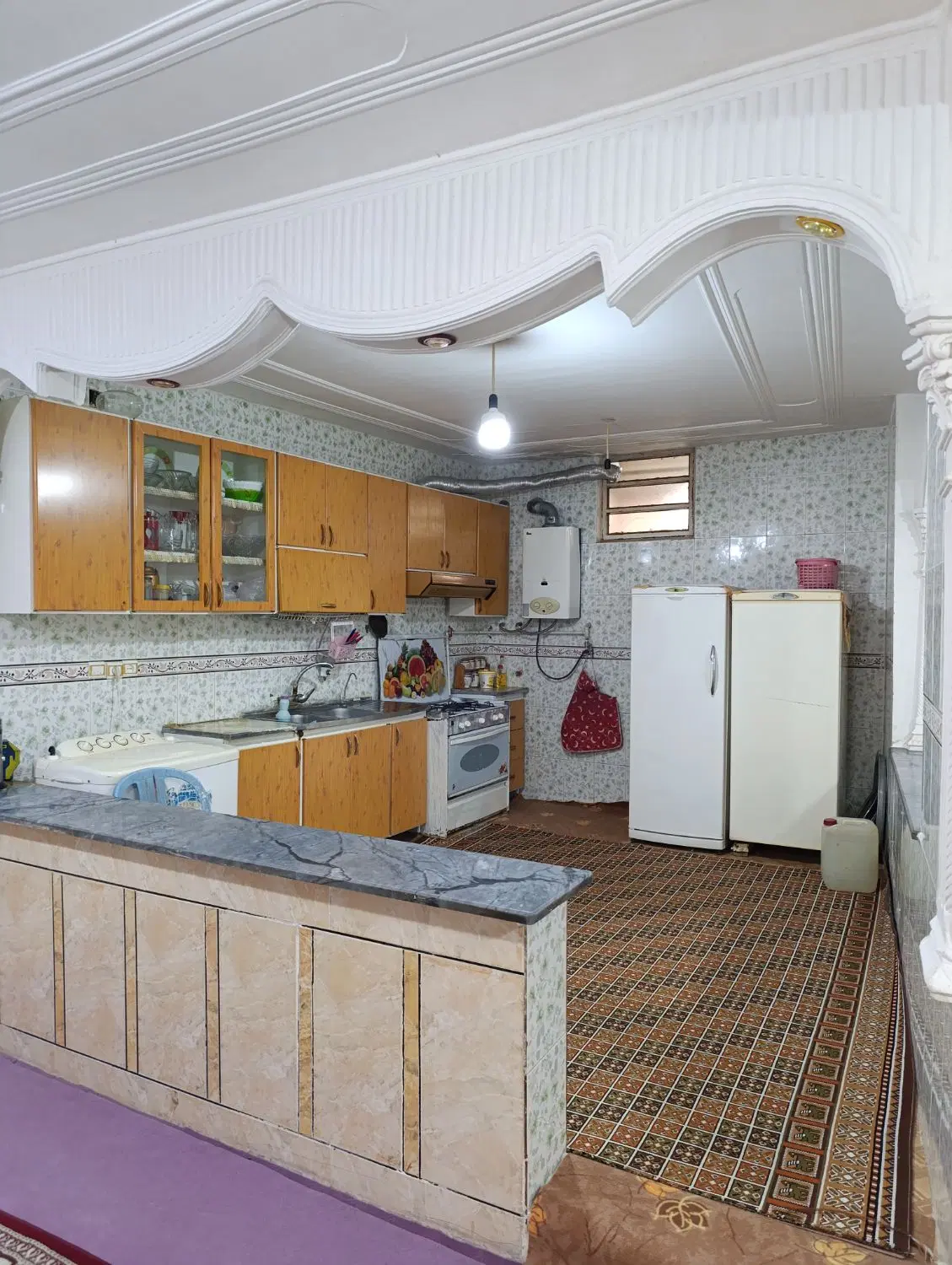 خانه دو طبقه بنه کریم