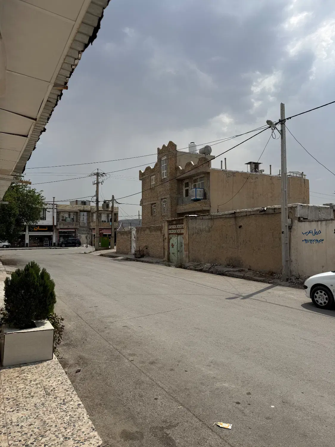 خانه کلنگی موقعیت تجاری