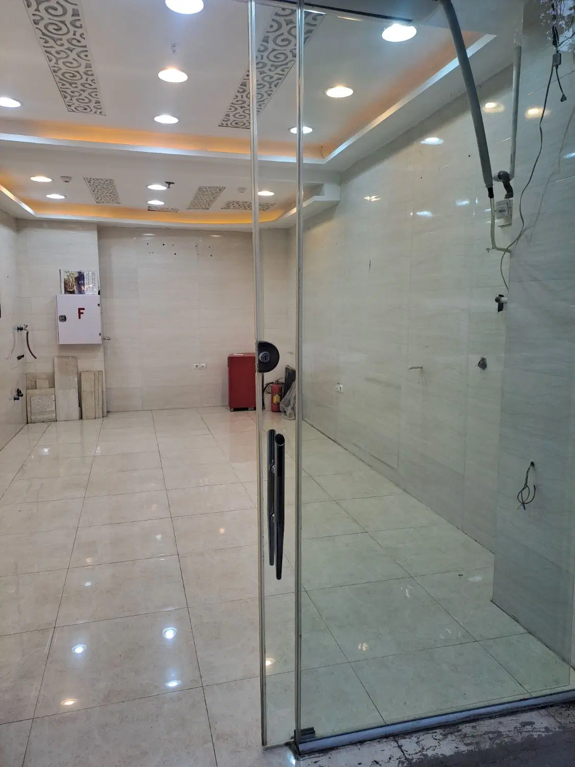 یک باب مغازه ۲۵ متری