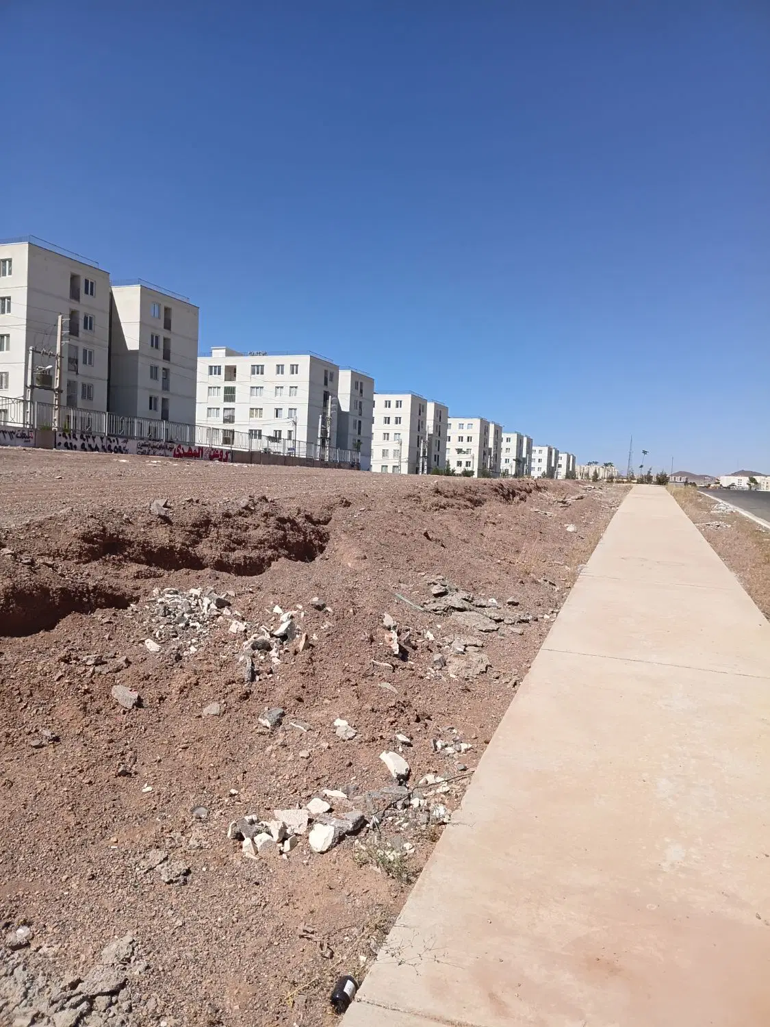 زمین تجاری