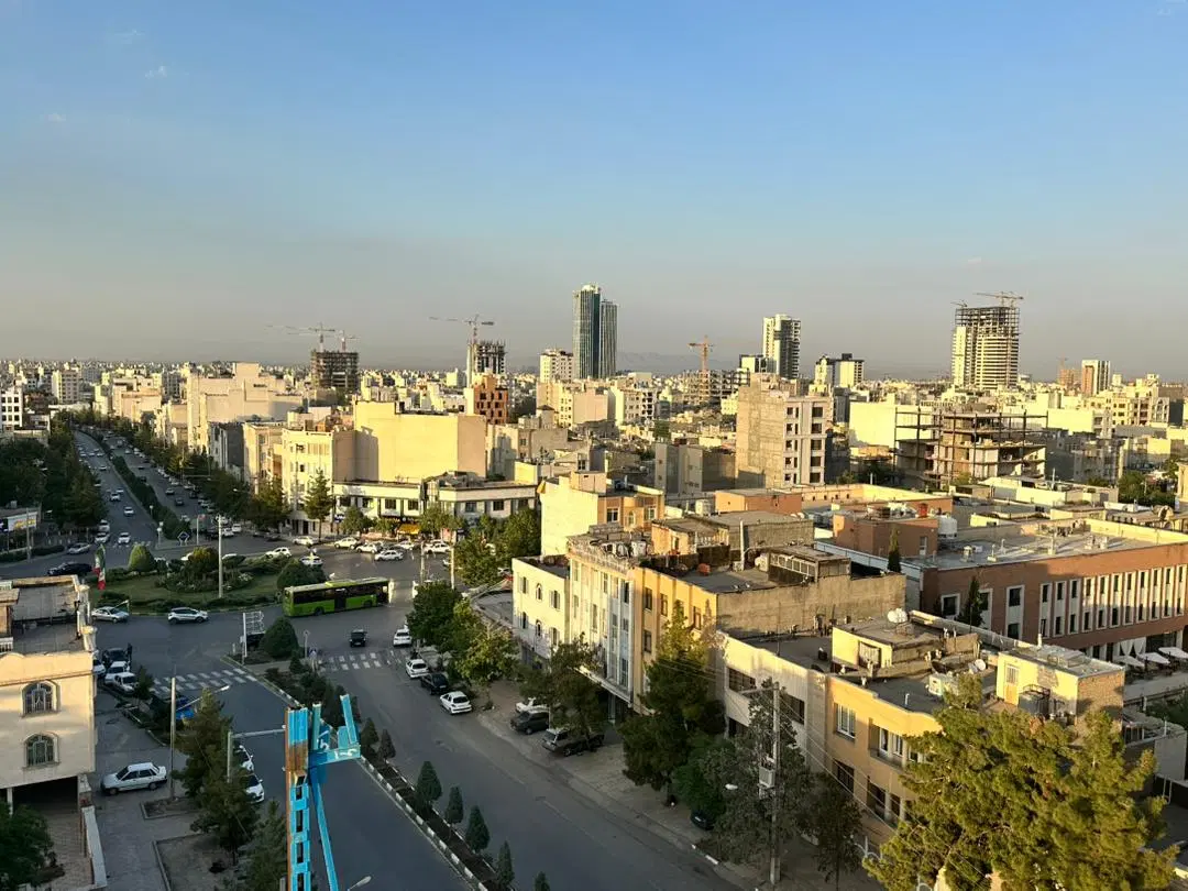 تجاری دائم ۱۰۷ متری سند ملکی