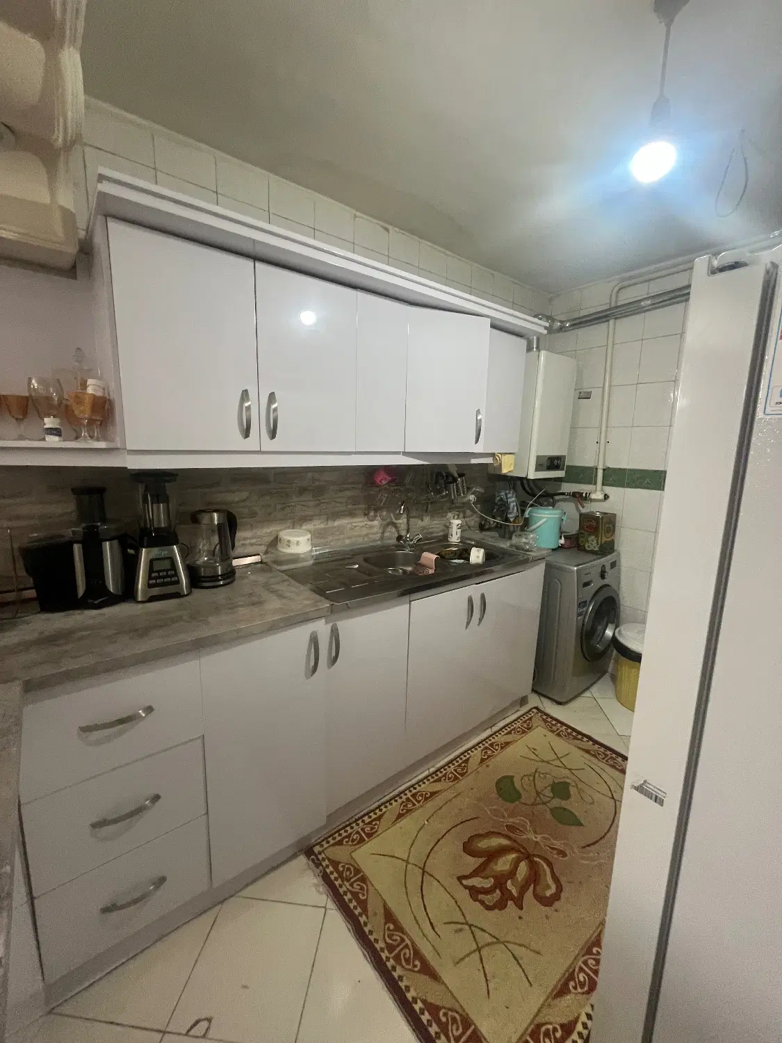 آپارتمان دو خواب در سفیر شمالی (خیابان افتاب )