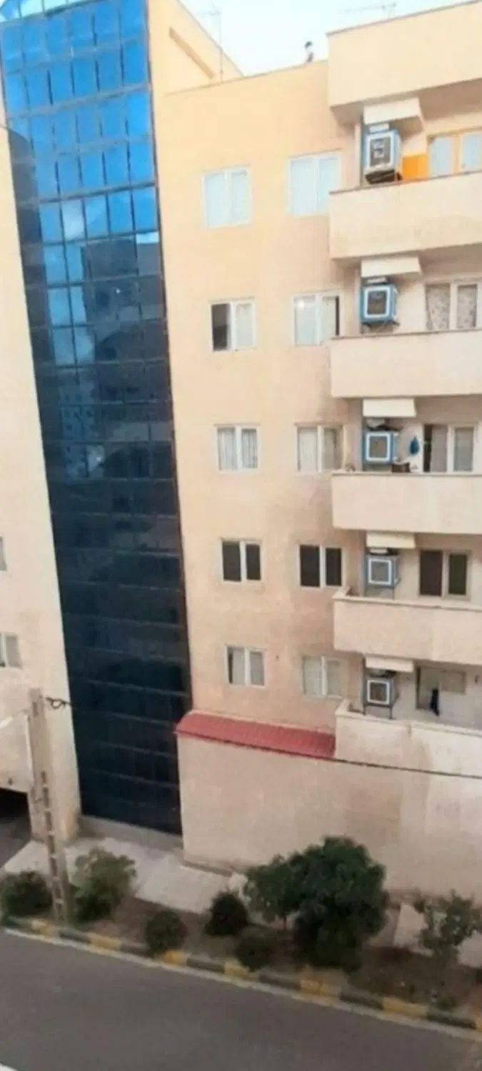 اجاره با پارکینگ وانباری