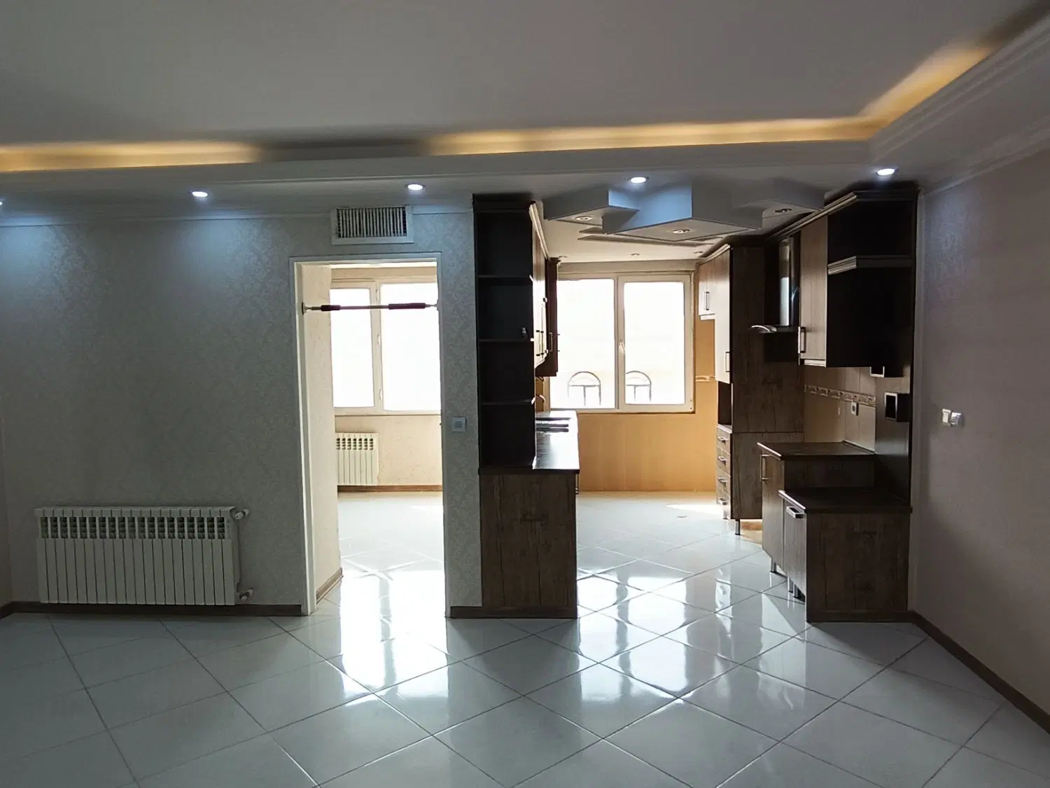 اجاره آپارتمان ۶۵ متری دوخواب، آسانسور و پارکینگ