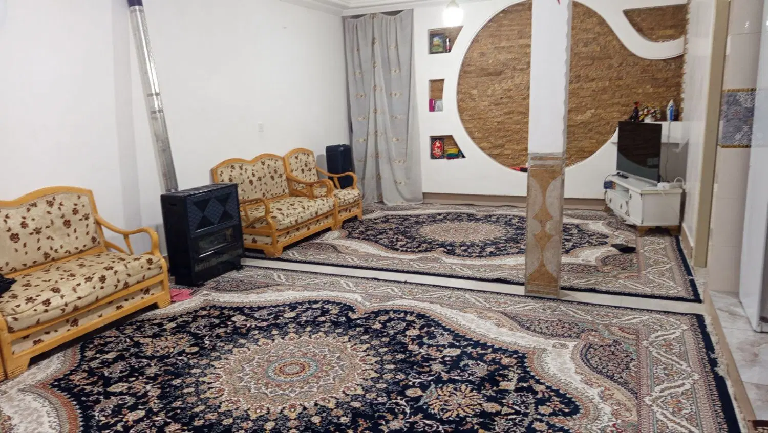 اجاره واحد ۷۵ متری