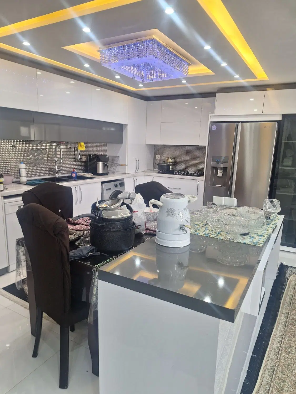 اپارتمان 150متری تک واحدی ط3 هنرستان