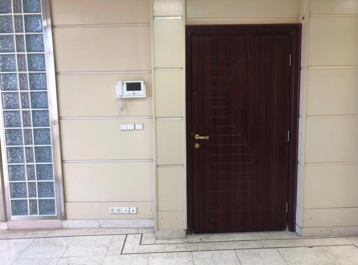 اجاره واحد اداری ۸۵ متری با امکان دو پارکینگ