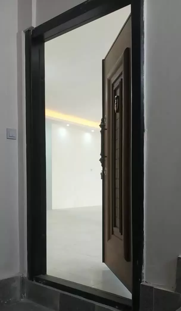 فروش آپارتمان ۱۲۰ متری خیابون ده متری و۱۵متری