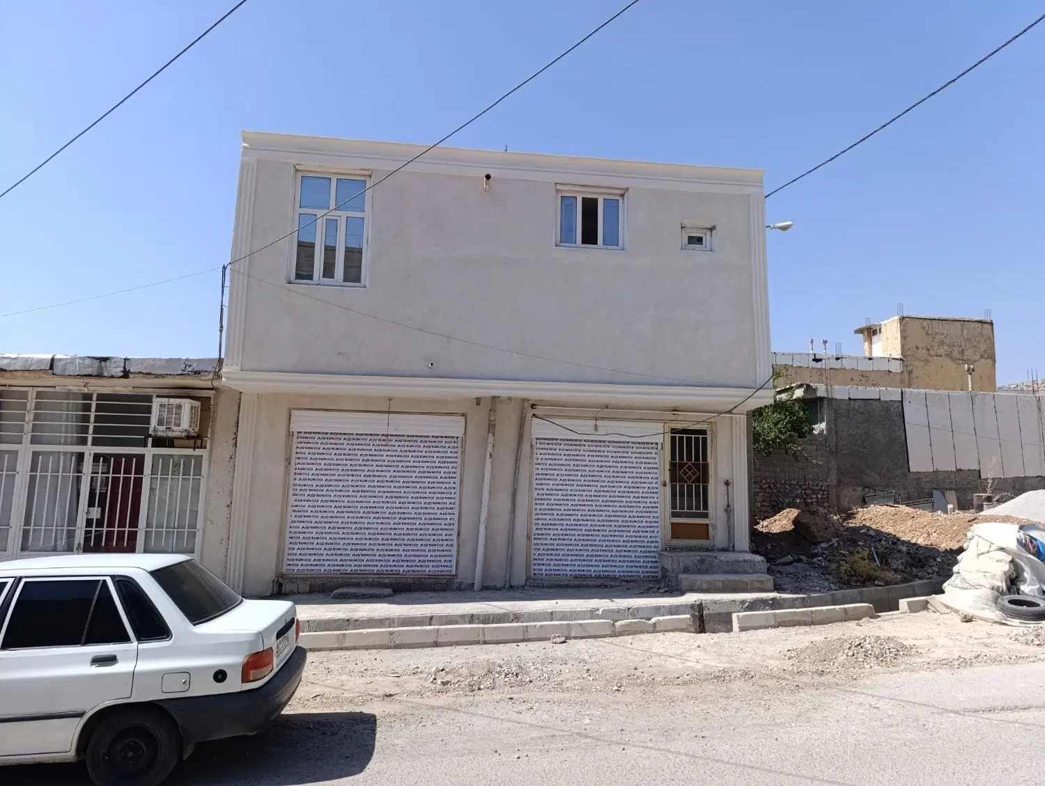 اجاره دو دهنه مغازه در شماره یک