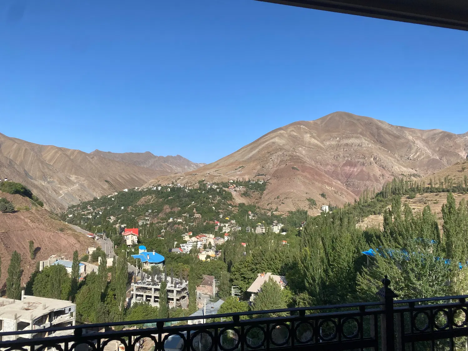 ۱۲۰متر۲خواب مسترتک واحدی طبقه آخر تراس دار
