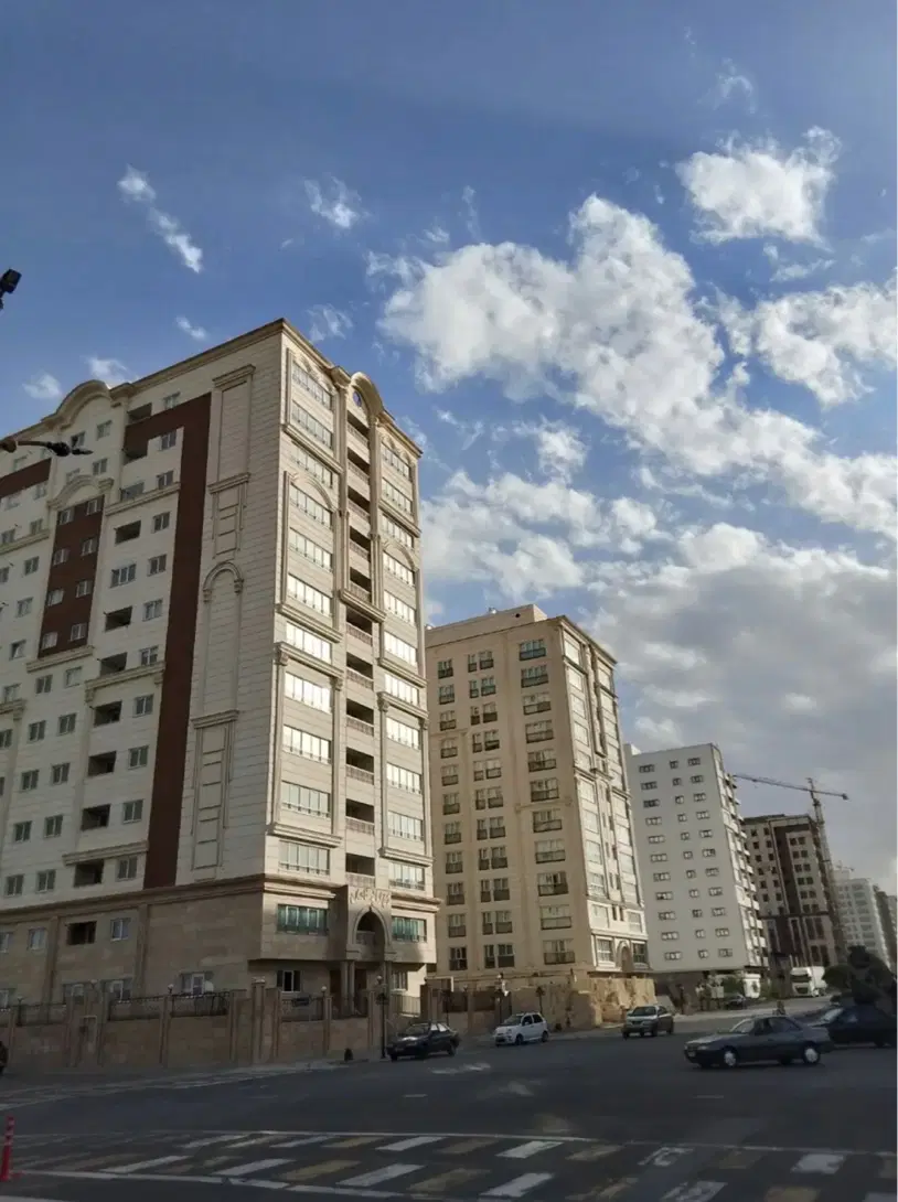 فروش واحد ۲۲۰ متری ۳۵ متری خاوران