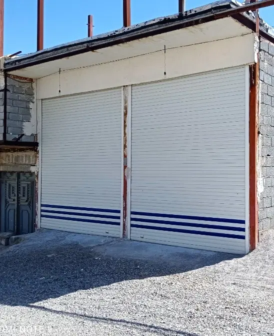 رهن و اجاره سالن ۳۰۰ متر با ارتفاع ۴.۵ متر