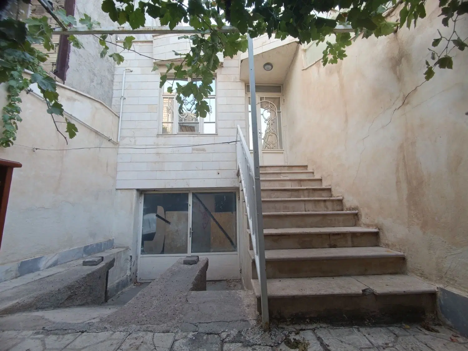 ویلایی الهیه