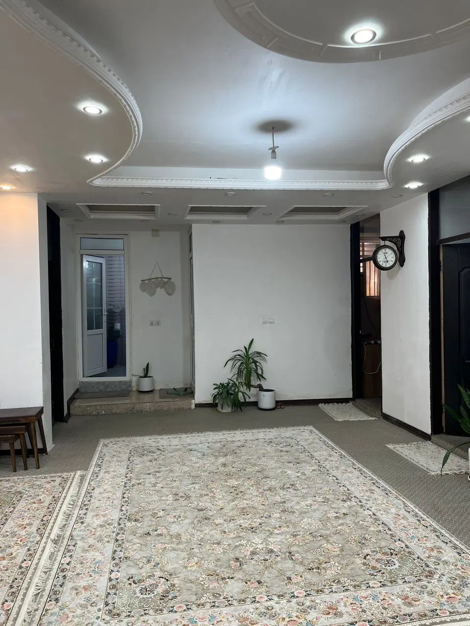 ۱۶۵متری طبقه اول بازارچه