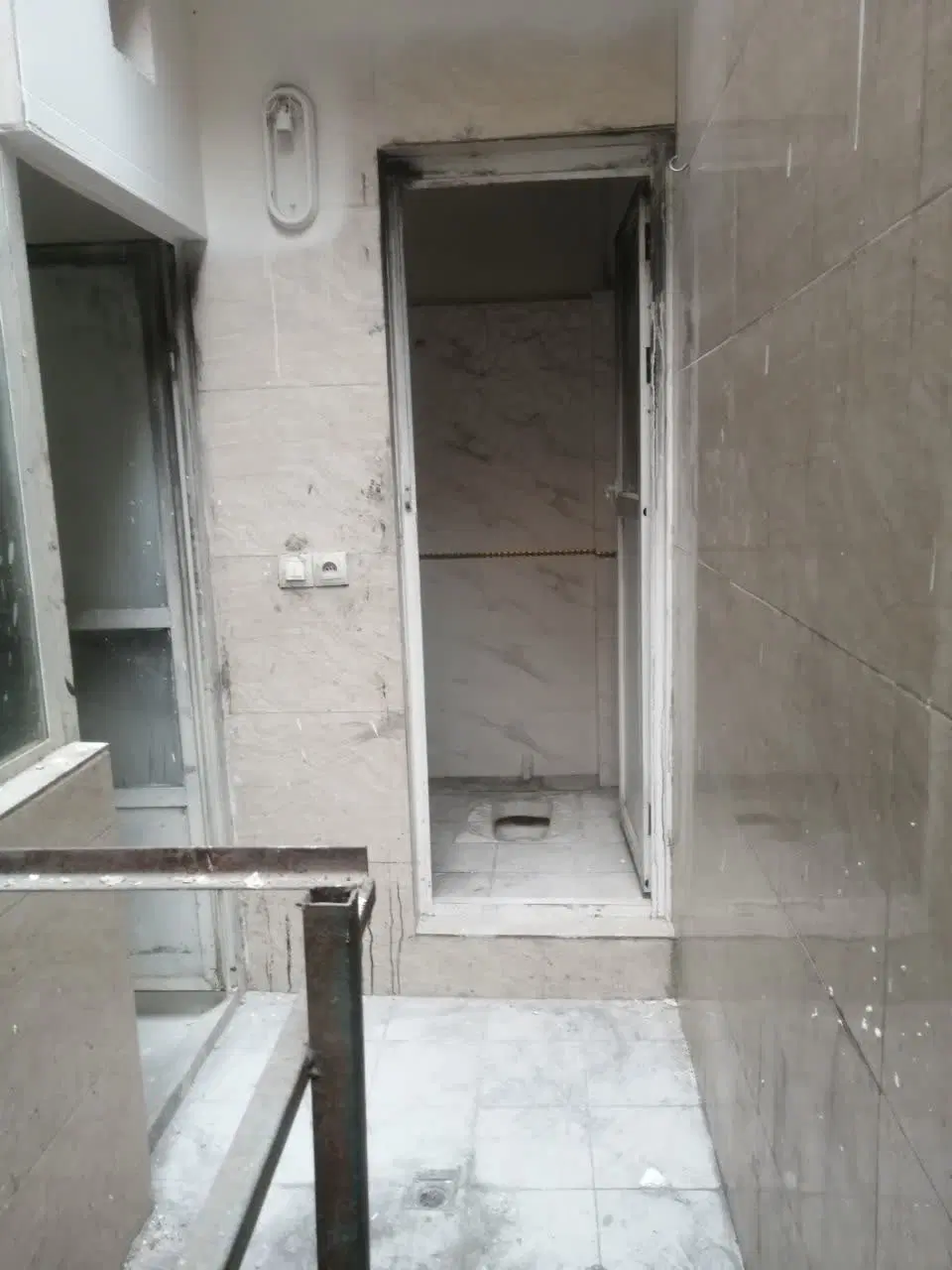 60متری طبقه همکف توس 142