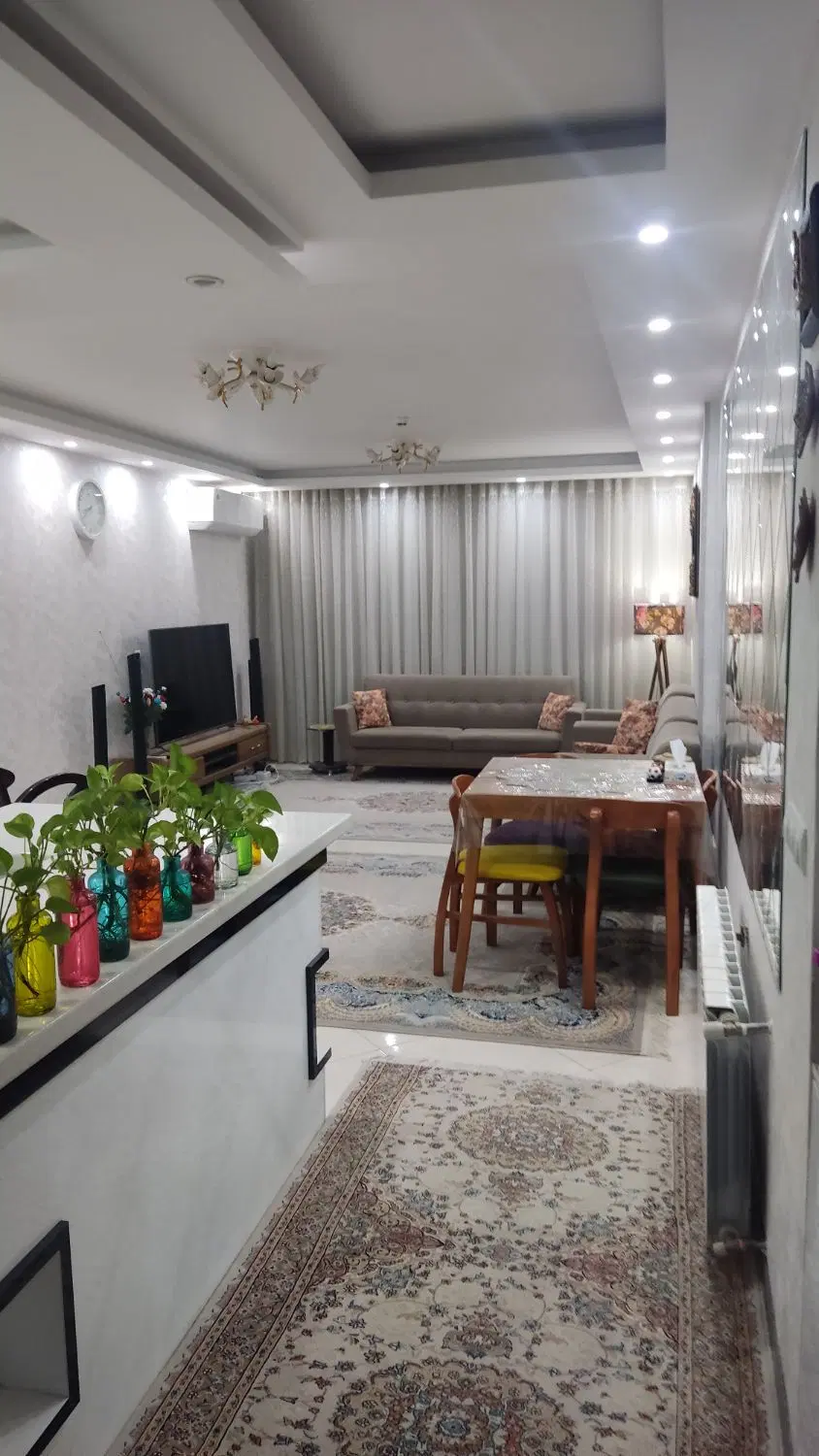 آپارتمان تک واحدی سه خوابه باهنر شمالی