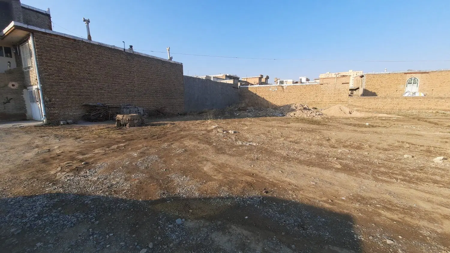 زمین اهندوست تعاون دو