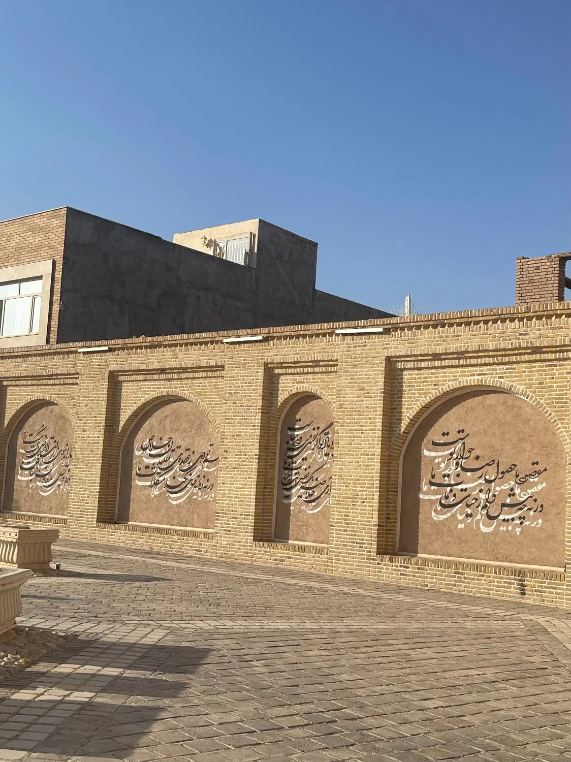 زمین فروشی در حاجی آباد
