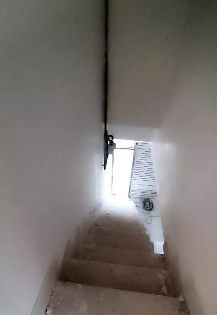 واحد ۱۰۰ متری ورودی اختصاصی گاز رجایی گلها