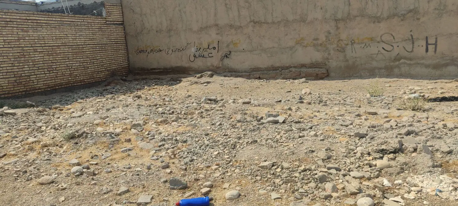 یک قطعه زمین به متراژ116 متر بفروش میرسد