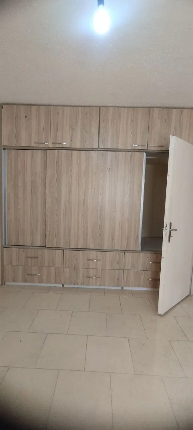 کیسون (فروشنده ، خریدار) ۷۵ متری
