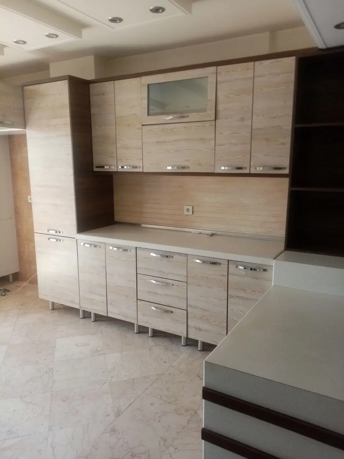 آپارتمان 102متر2خوابه8ساله فول جنت‌ ابادشمالی
