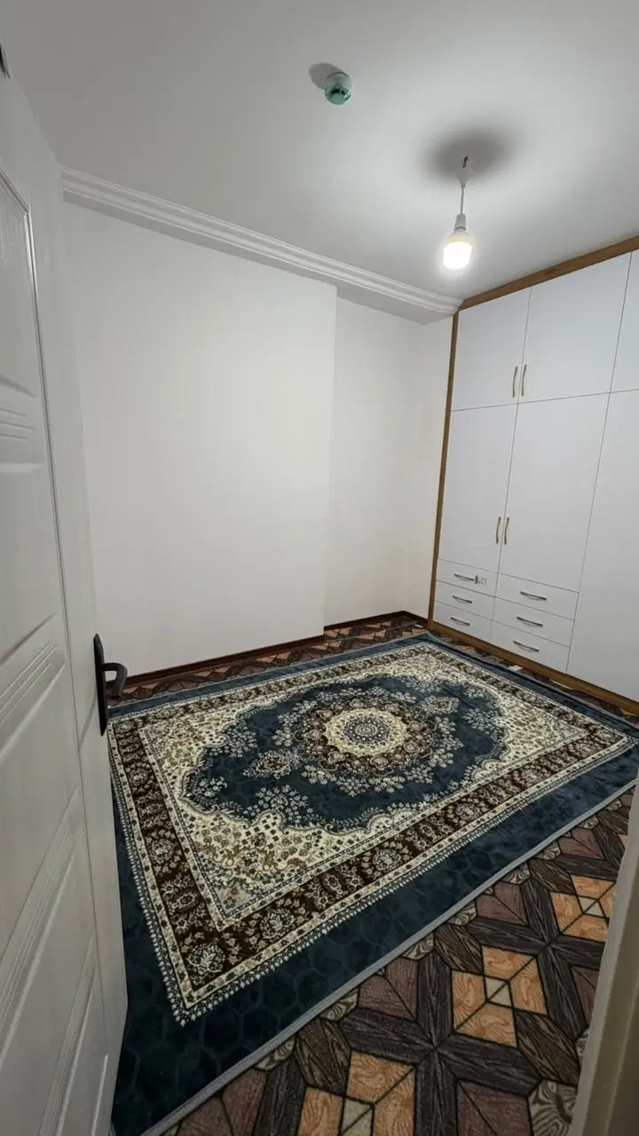 اجاره منزل مسکونی  همکف ۱۴۰ متردانشجو۵