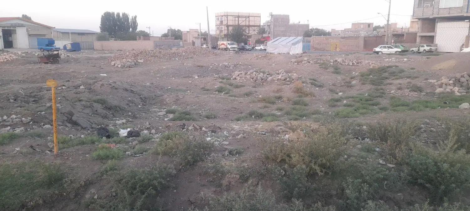 زمین بر تجاری