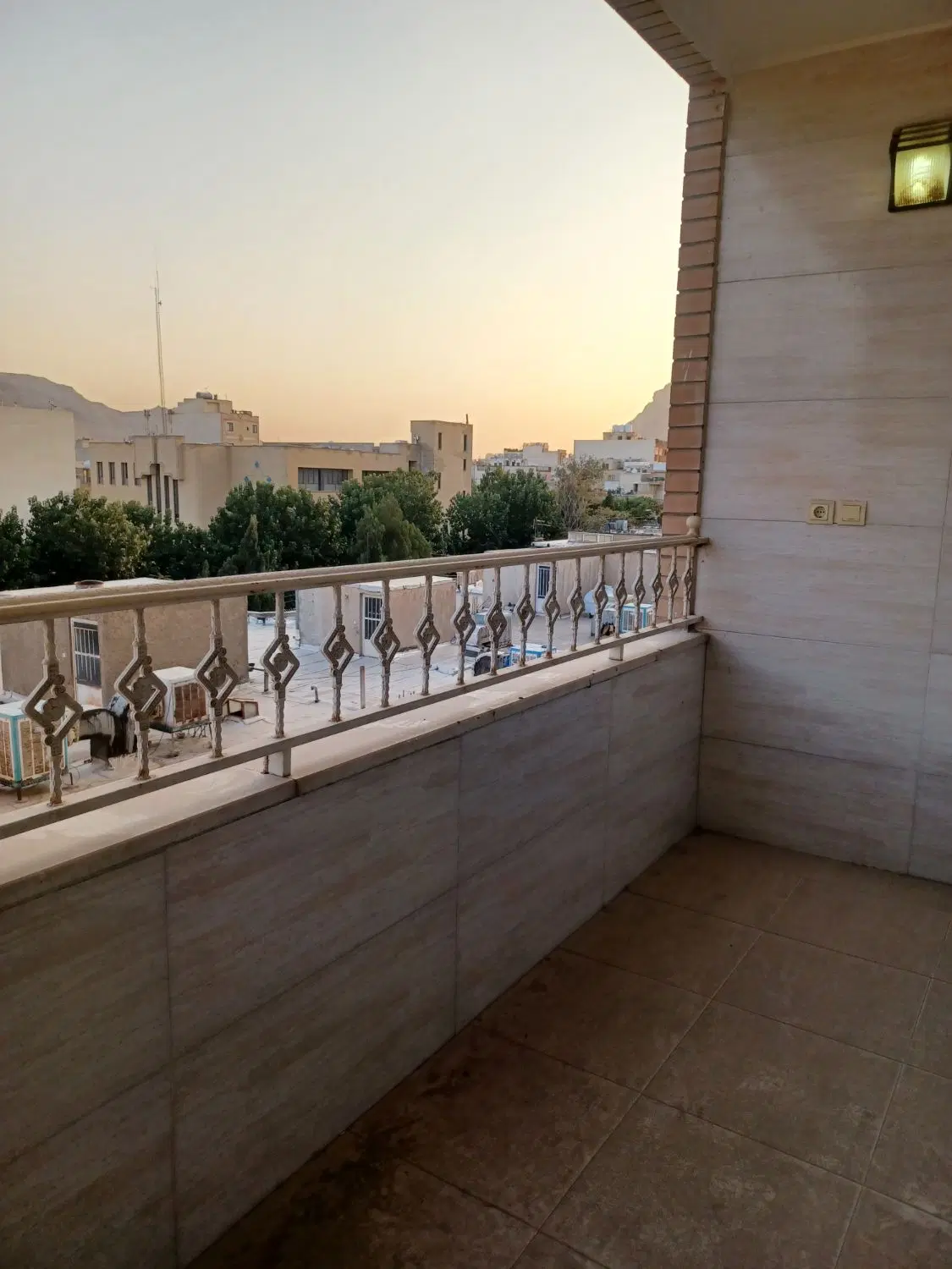 فروش_آپارتمان ۱۳۰