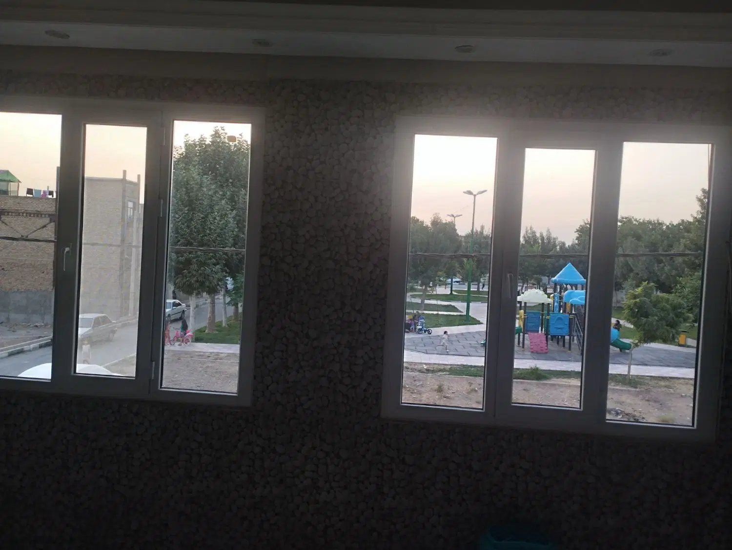 واحدفوق فول90متری