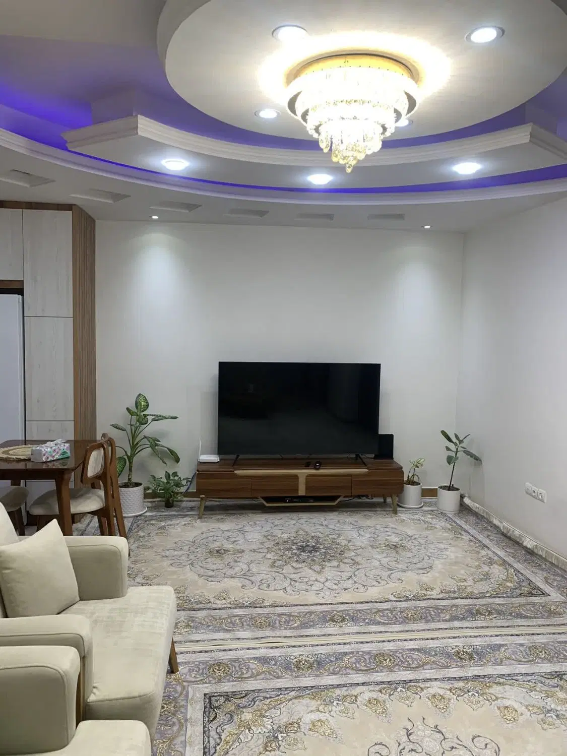 آپارتمان ۱۰۰ متری سال