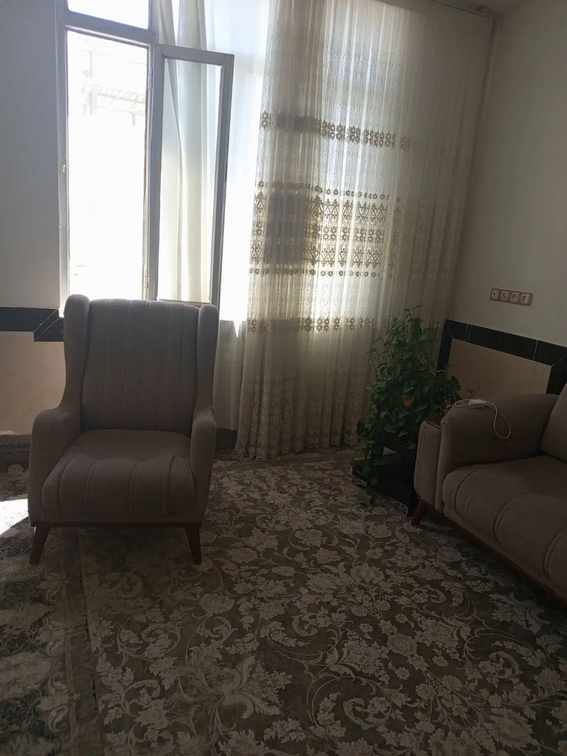 اجاره خانه 180متری شهرک بعثت فاز 3