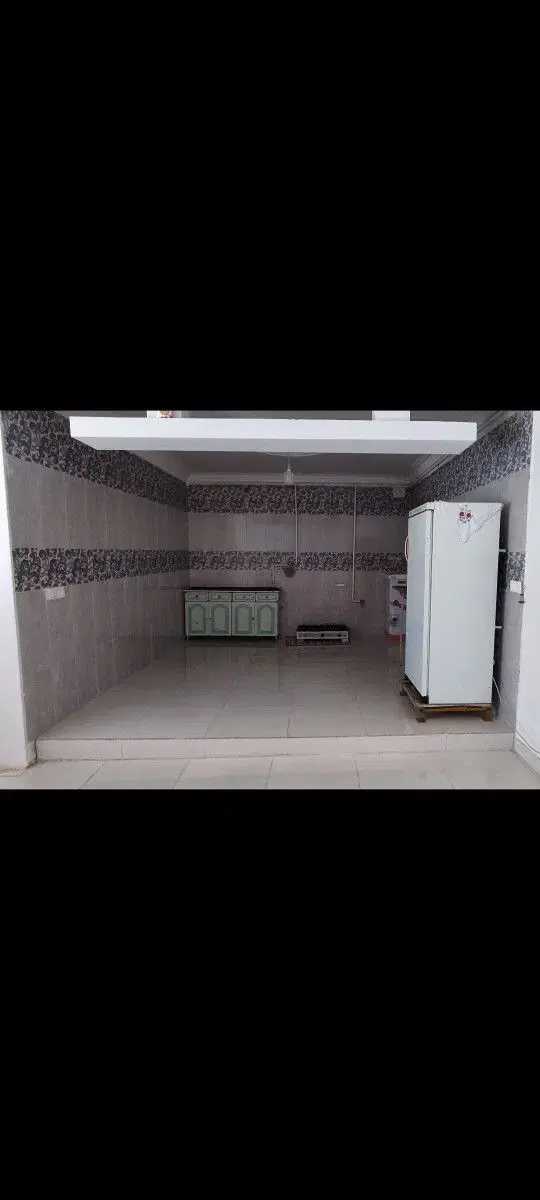 کنهشهر ۱۰ قصب خانه ۸۰ متر در به ساختمان