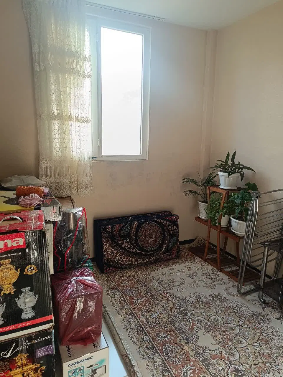 یک واحد آپارتمان فاز ۴ شهرک طلاییه