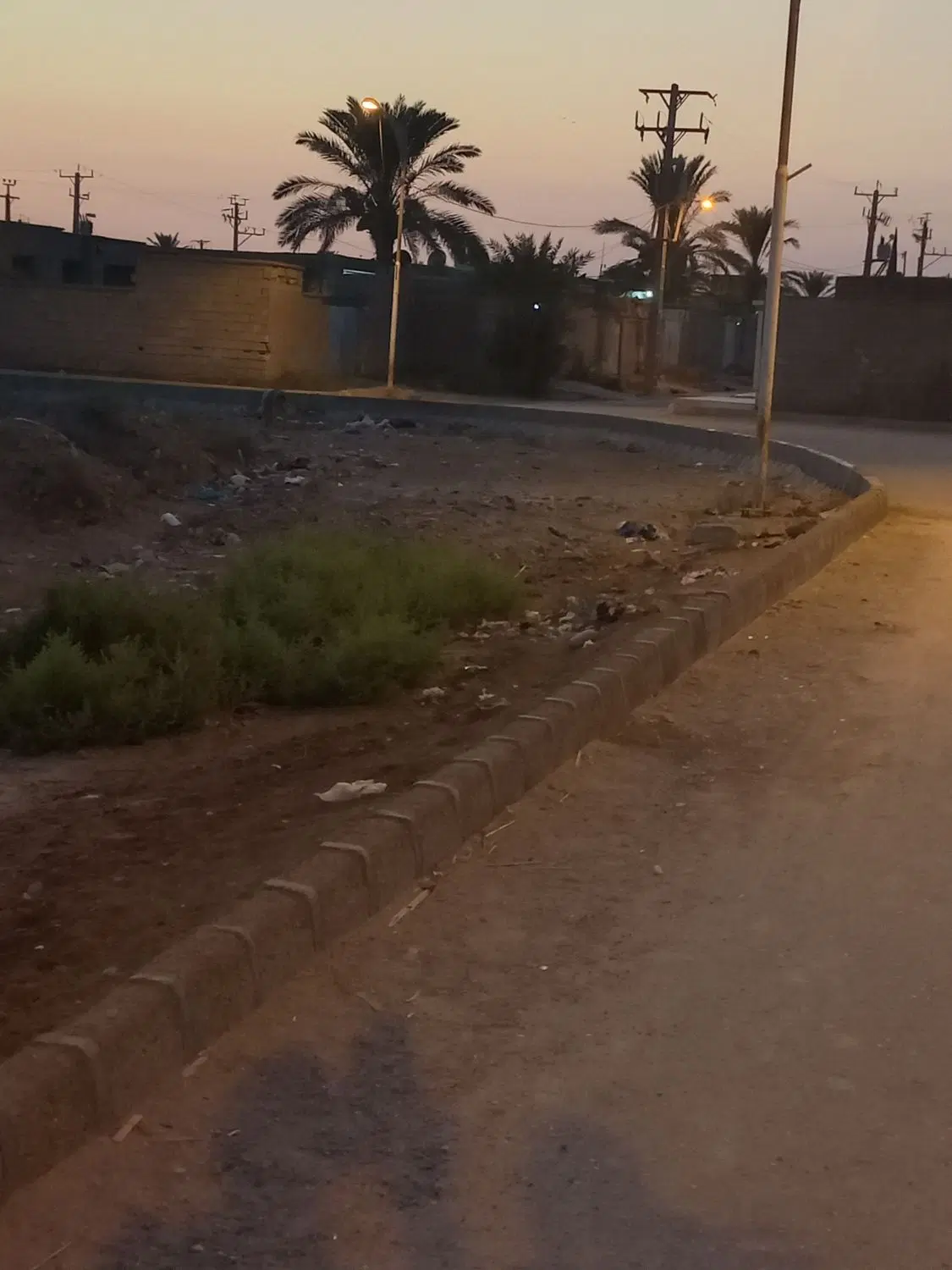 زمین مسکونی