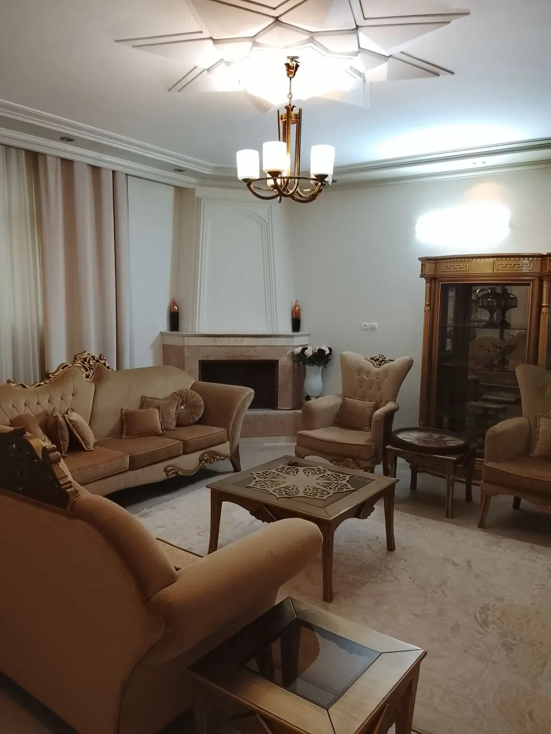 رهن ۱۴۰ متری مخابرات
