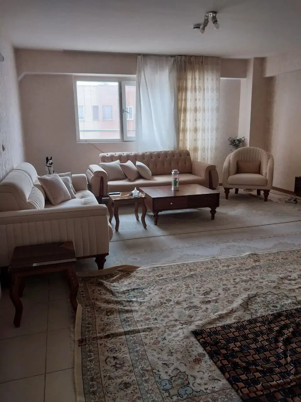 اپارتمان ۹۰متری مسکن اردیبهشت شرقی