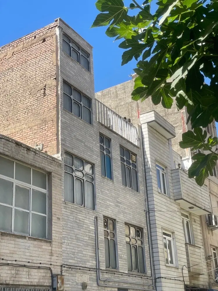 120 متر کلنگی دو طرف بغل دار،میعاد جنوبی